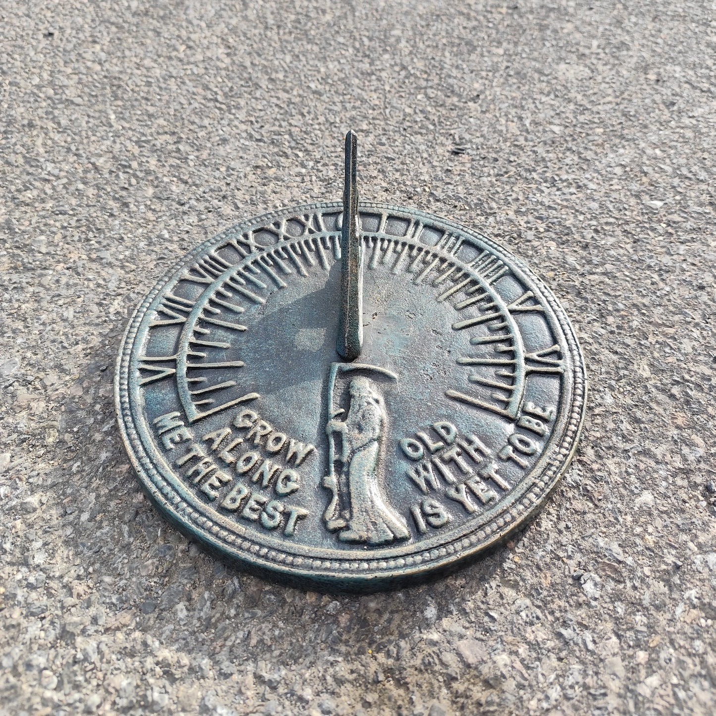 " Grow along " Sundial