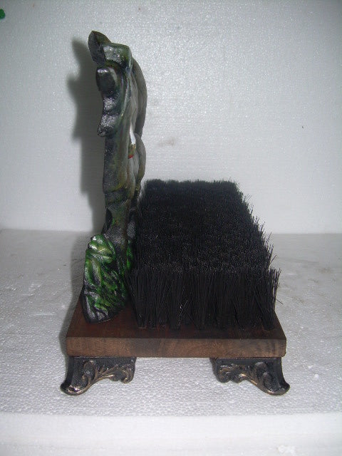 HORSE BRUSH