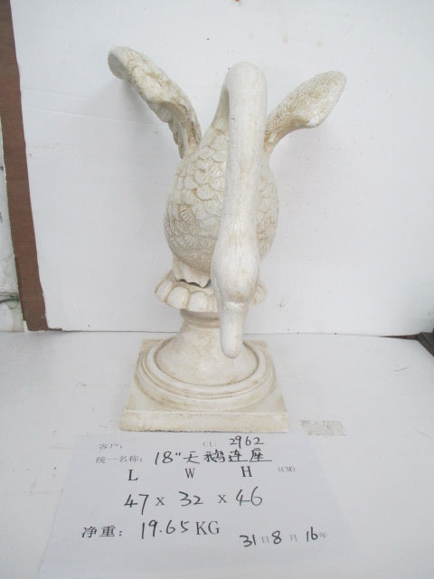 Large Swan with Base 46CM