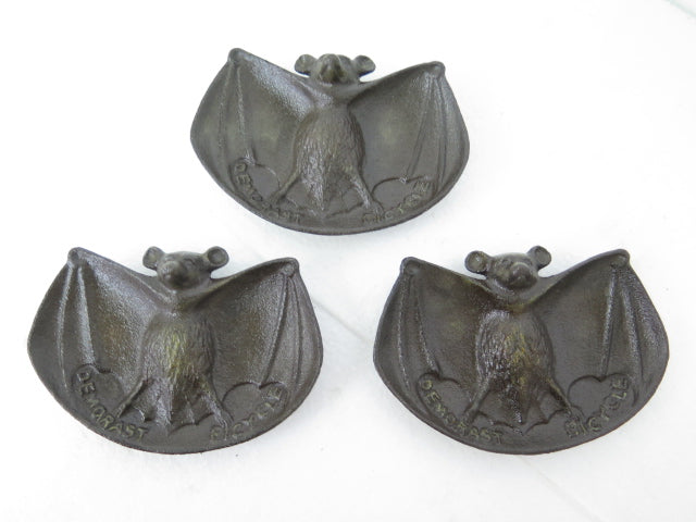 Bat Ashtray