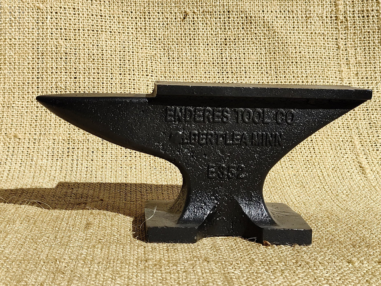 ENDERES Anvil