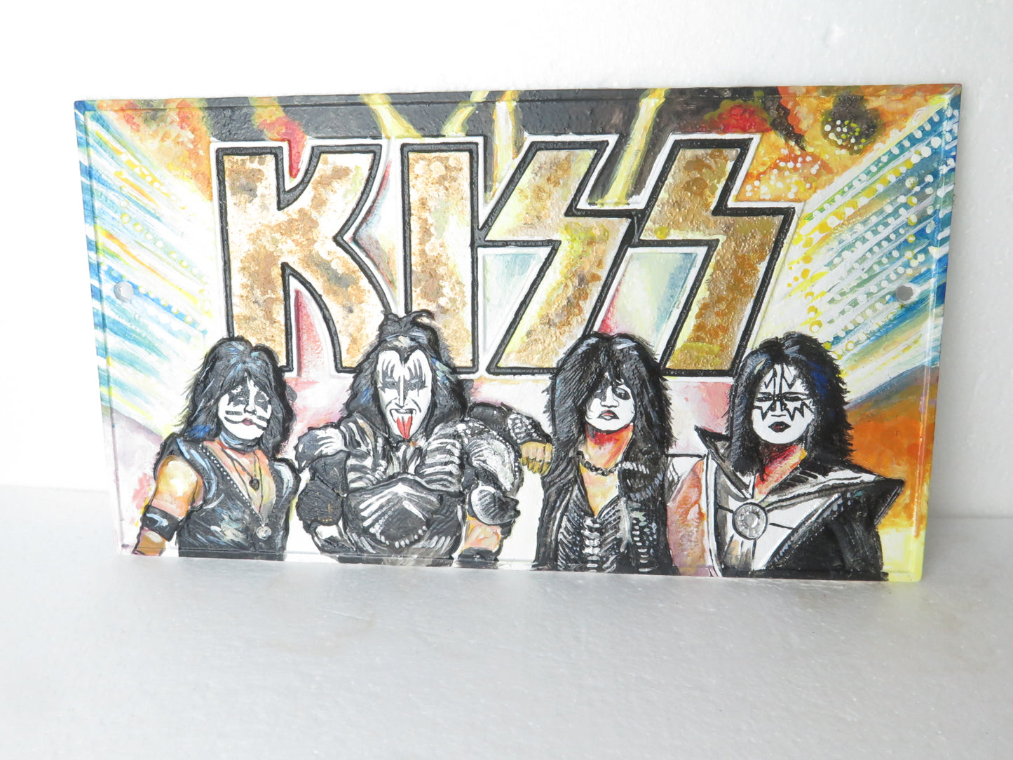 KISS sign