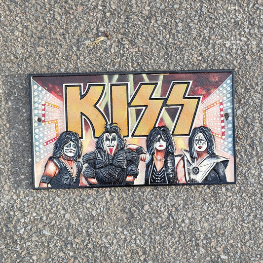 KISS sign